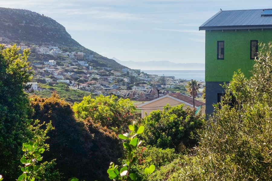 3 Bedroom Property for Sale in Glencairn Western Cape